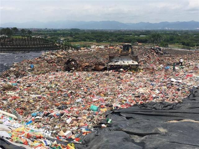 關(guān)注丨珠穆朗瑪峰成了一座“垃圾峰”？